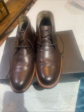 Men's Brown Leather Chukka Boots - Classic Lace-Up Comfort